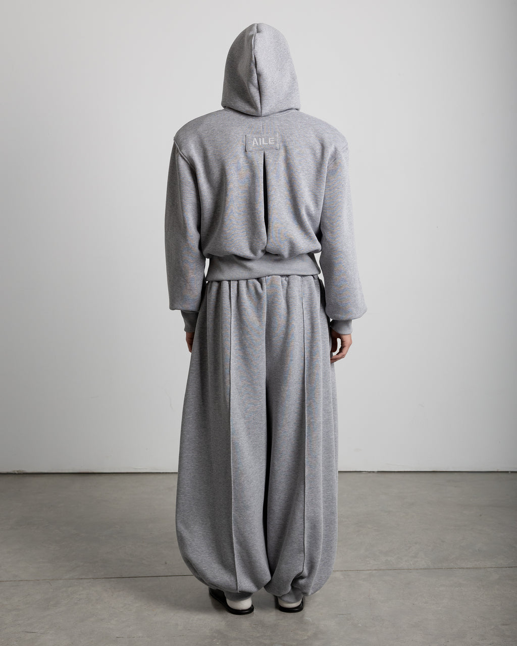 BALLOON SWEATPANTS IN GREY