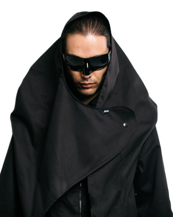 HOOD TWILL JACKET IN BLACK