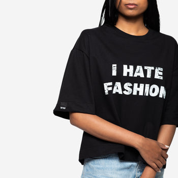 I HATE FASHION T-SHIRT IN BLACK