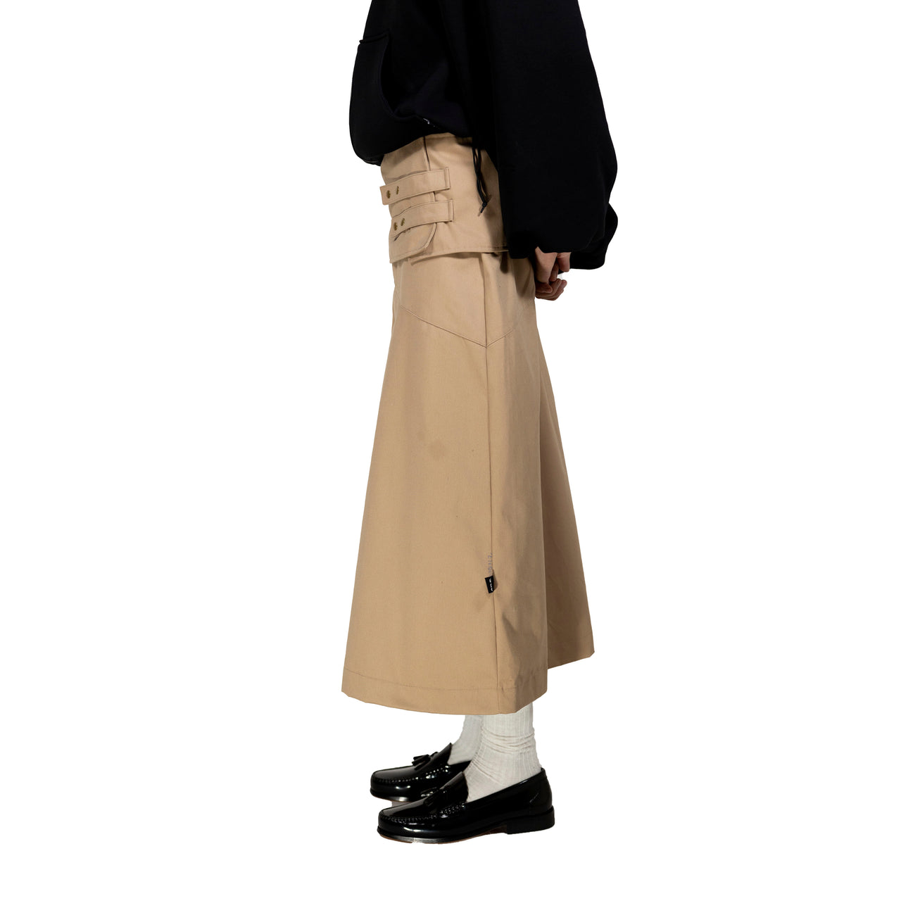 Streetwear de lujo hecho a mano en Galicia, AILE BRAND, moda sostenible