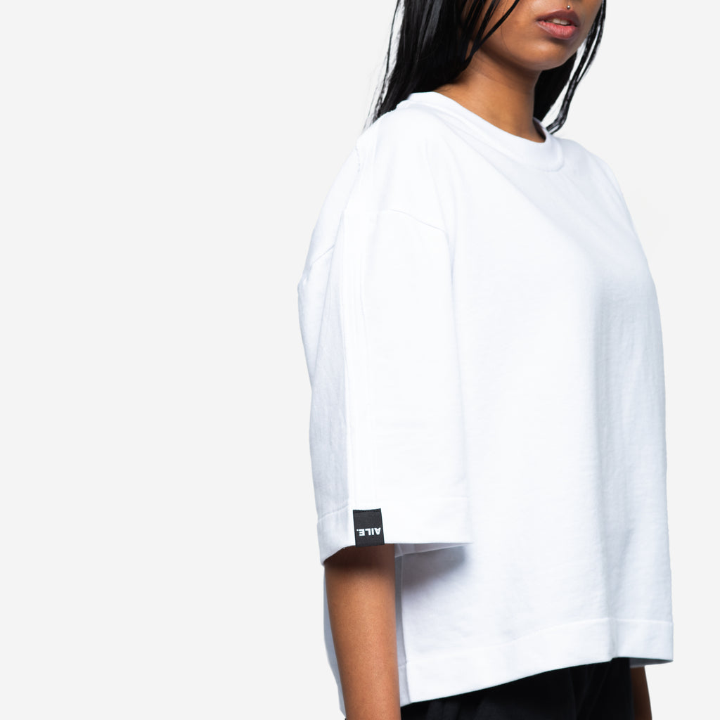 OVERSIZE CROPPED GRAPHIC T-SHIRT IN WHITE