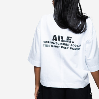 OVERSIZE CROPPED GRAPHIC T-SHIRT IN WHITE