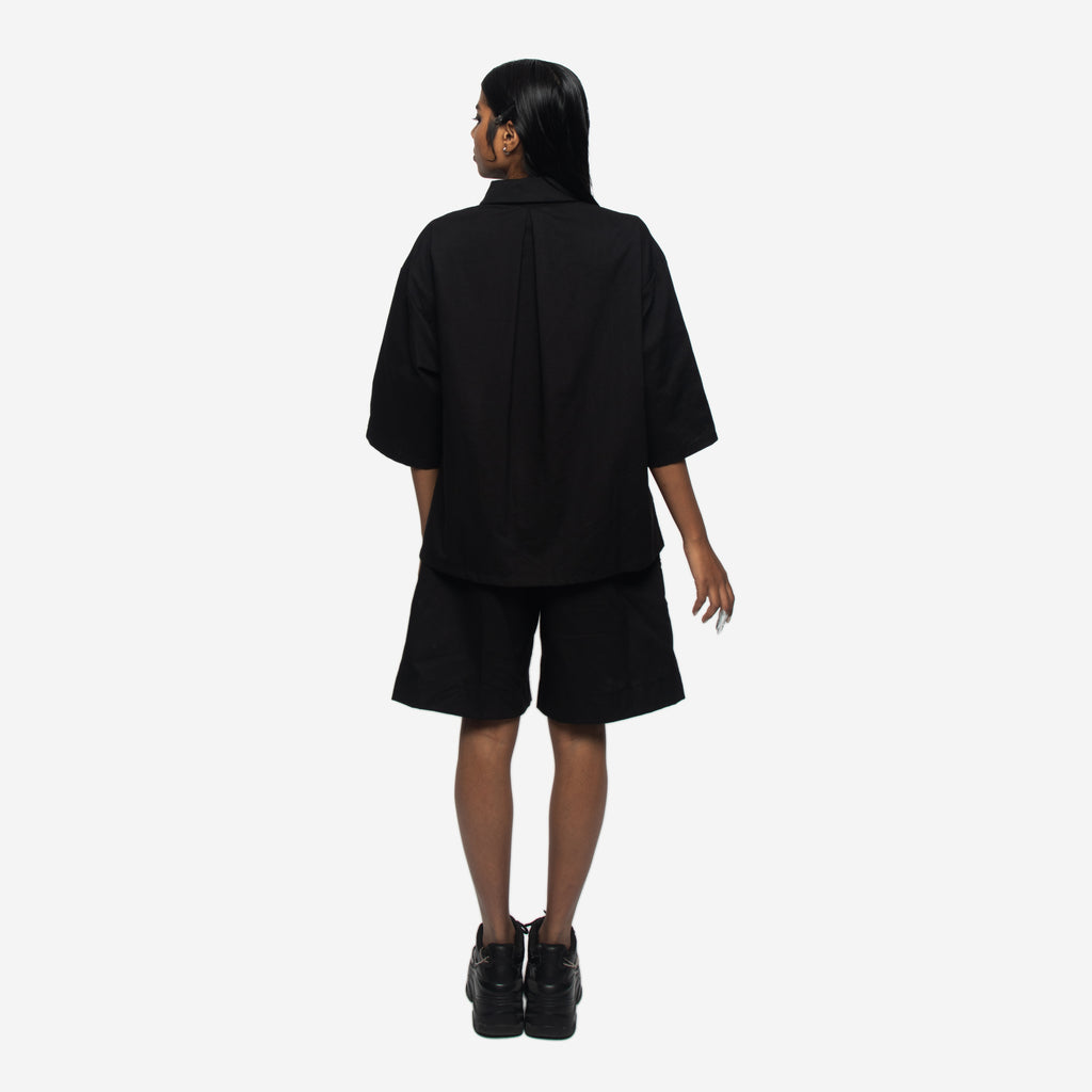 OVERSIZE SHIRT IN BLACK