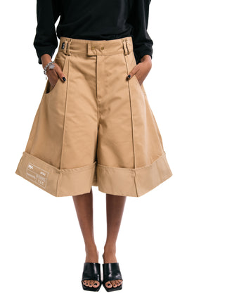 Bermuda shorts in twill fabric, oversize triangle shape in beige with white printed detail on the leg_AILE BRAND