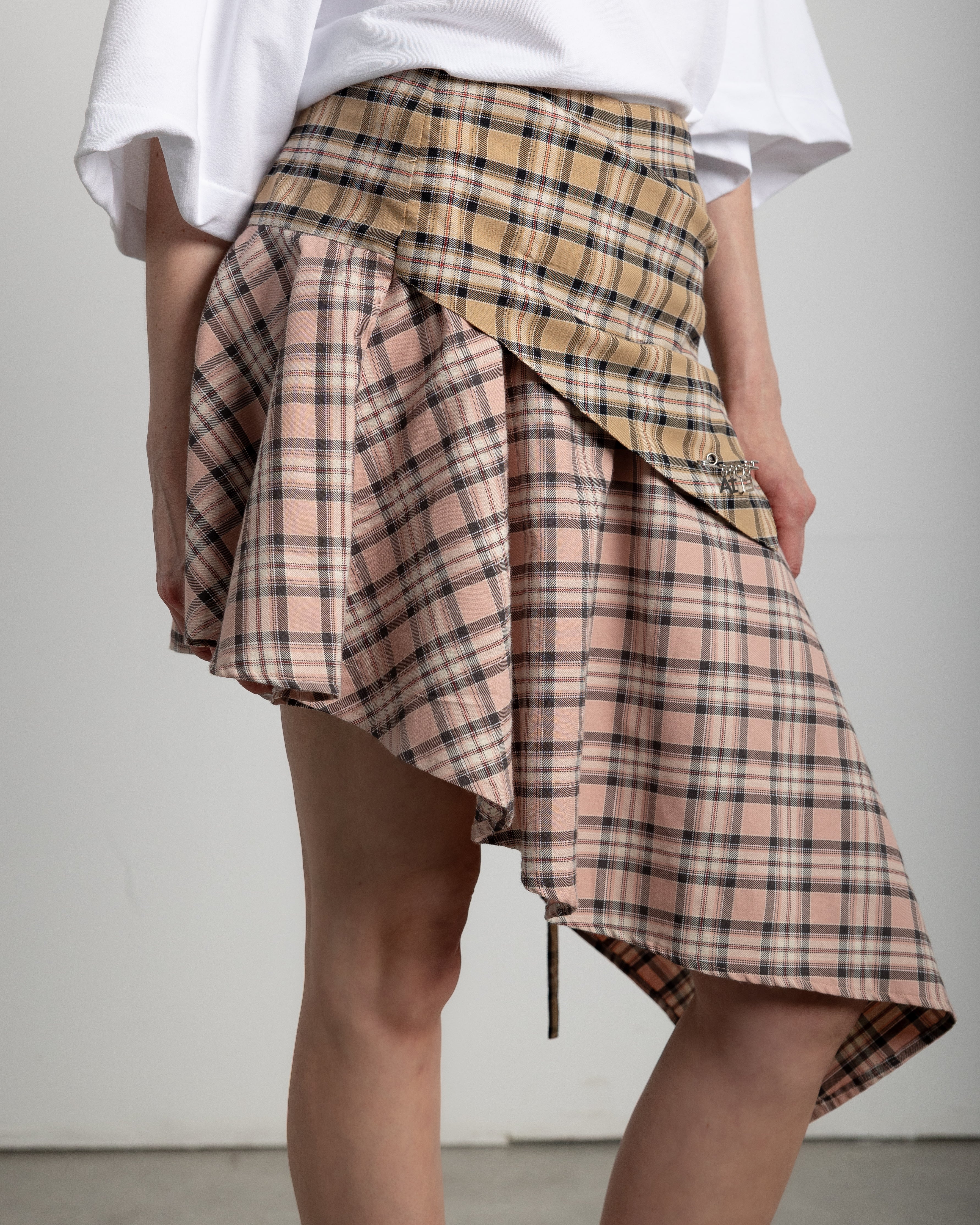 PLAID SKIRT