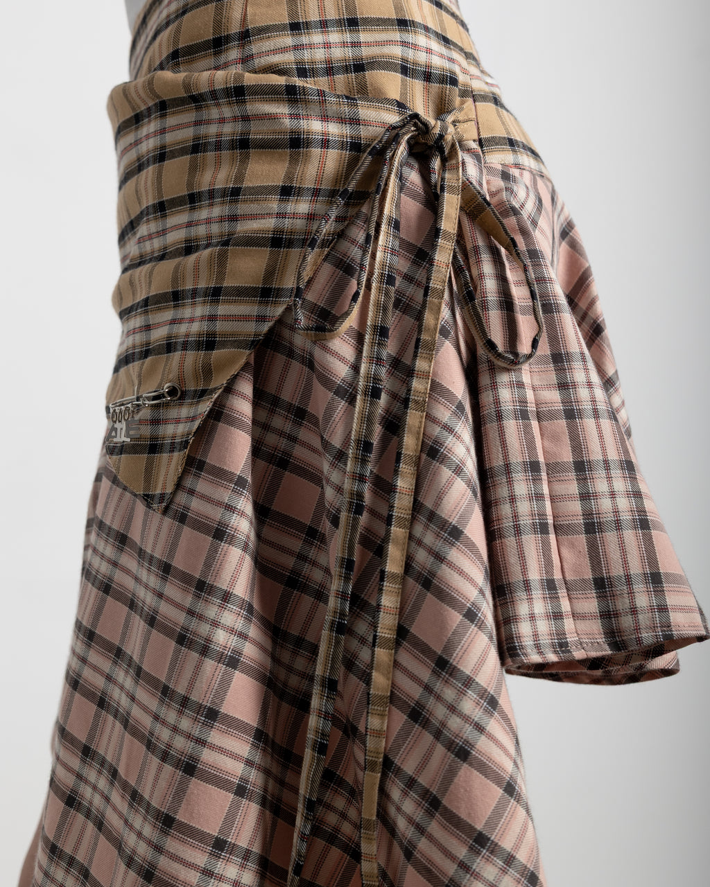 PLAID SKIRT