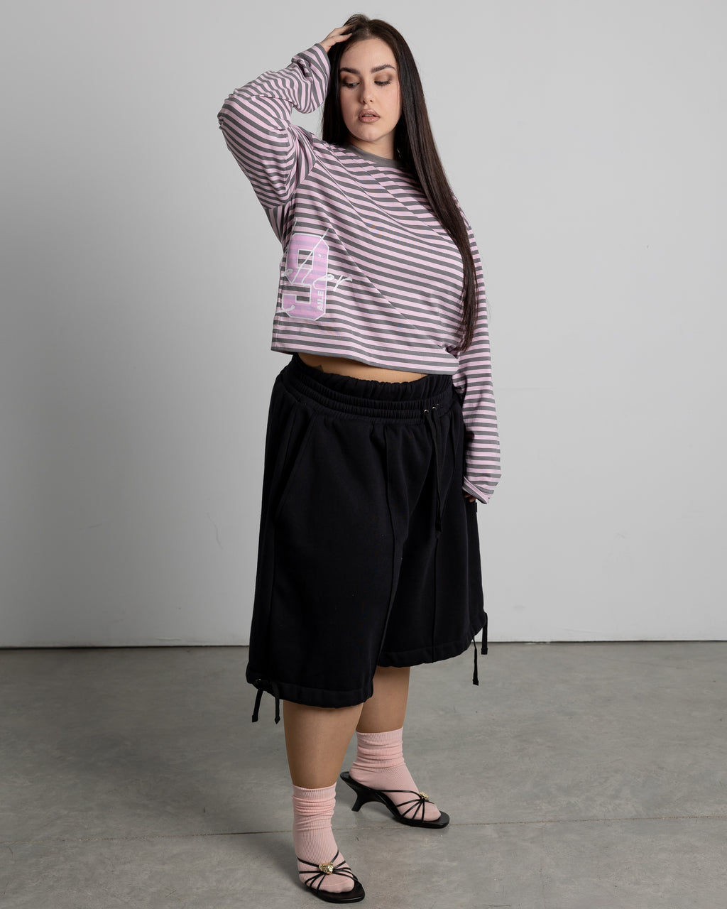 LONG-SLEEVED STRIPED T-SHIRT